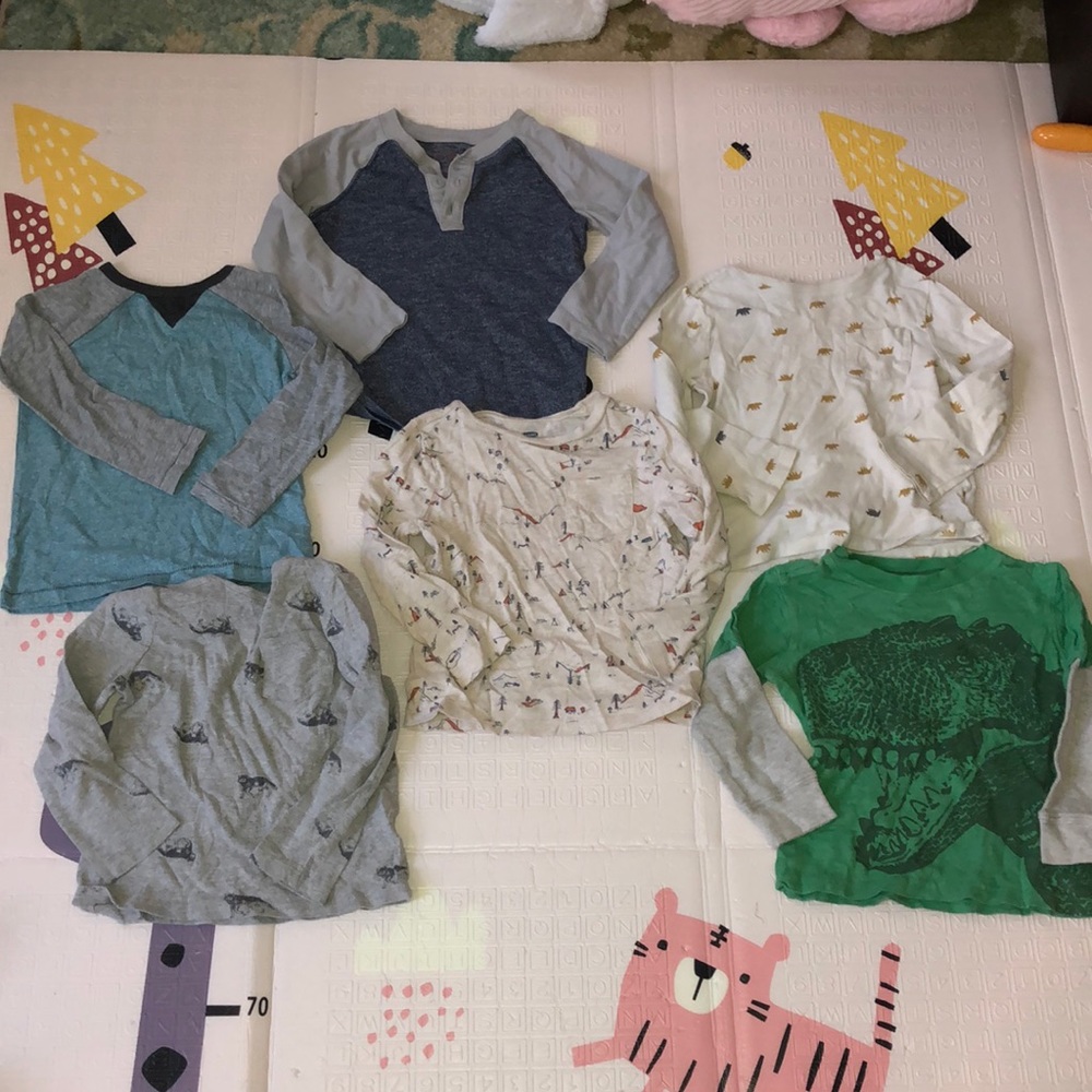 Six long sleeve tees
